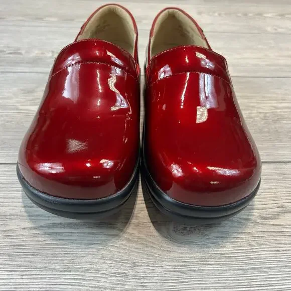 Alegria Keli Professional Clogs 37 US 7-7.5 Cherry Red Gloss Slip Resistant EUC - Picture 3 of 6